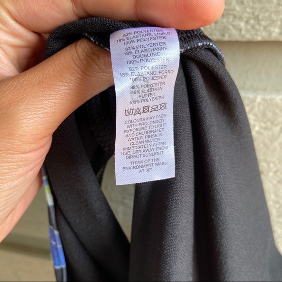 SOLD | ASOS 90s One Piece Floral/Jungle Swimsuit - Picture 7 of 7